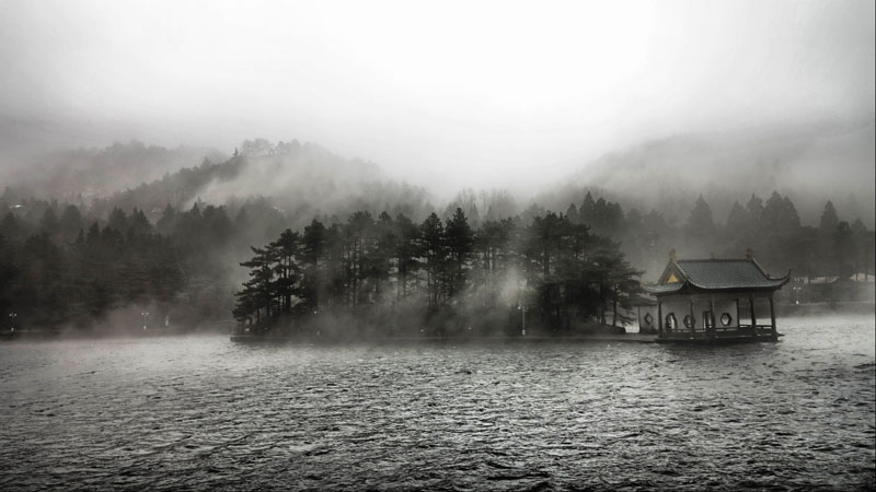 霧鎖廬山
