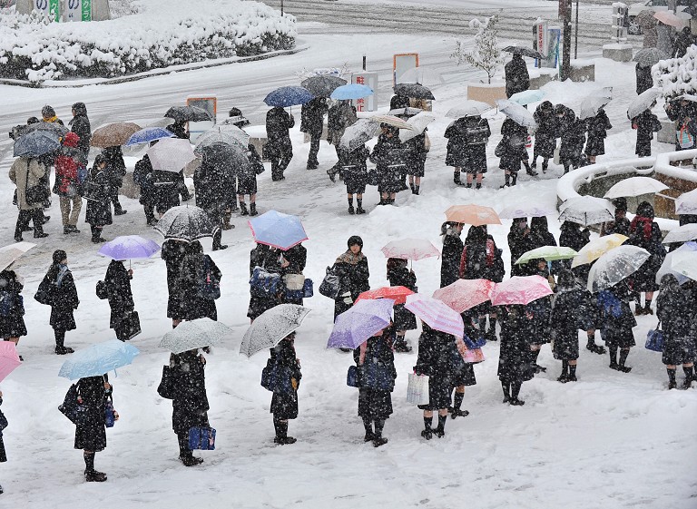 日本普降大雪