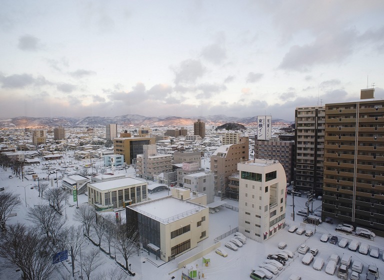 大雪过后的福岛市景象