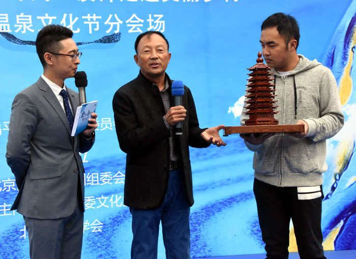 011九牧林氏展示木雕(摄影:.jpg 011九牧林氏展示木雕(摄影:.jpg
