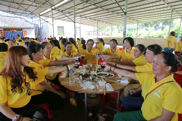 14EP6A2433.JPG 14EP6A2433.JPG