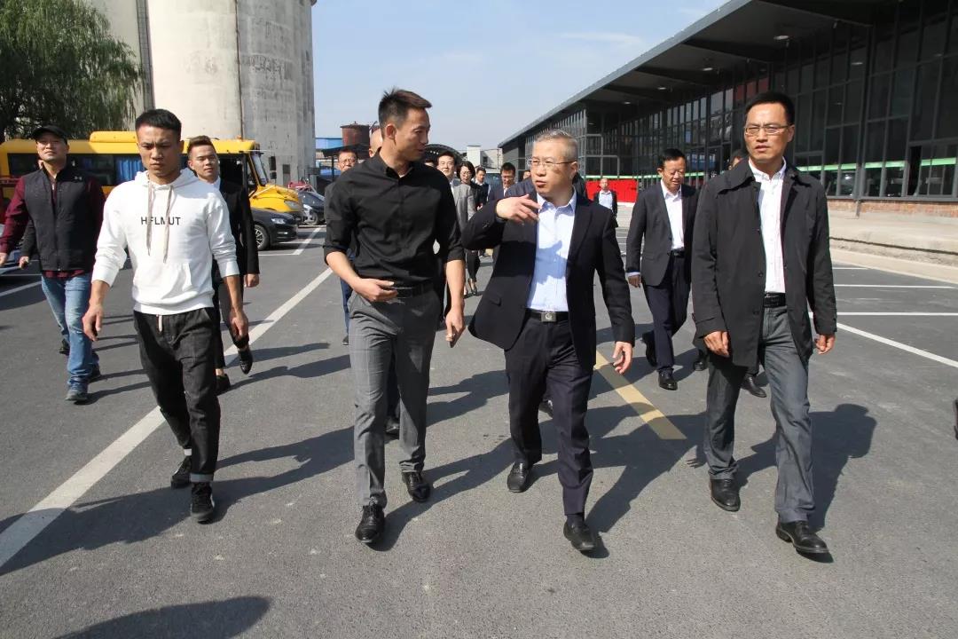 微信图片_20181031212444.jpg 微信图片_20181031212444.jpg