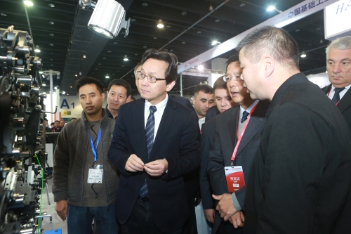 微信图片_20181129145717_副本.jpg 微信图片_20181129145717_副本.jpg