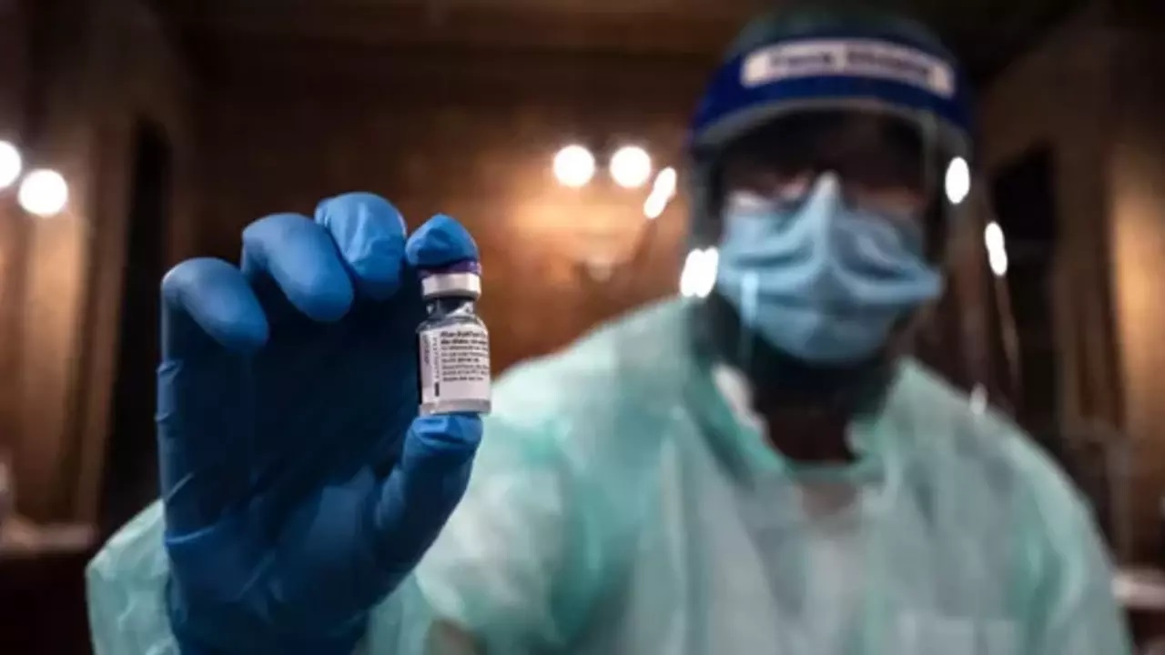 美國藥廠輝瑞(Pfizer)10月7日宣布,已正式向美國食品暨藥物管理局(FDA)申請旗下新冠疫苗對5至11歲兒童接種的緊急使用授權(EUA)。.jpg 美國藥廠輝瑞(Pfizer)10月7日宣布,已正式向美國食品暨藥物管理局(FDA)申請旗下新冠疫苗對5至11歲兒童接種的緊急使用授權(EUA)。.jpg