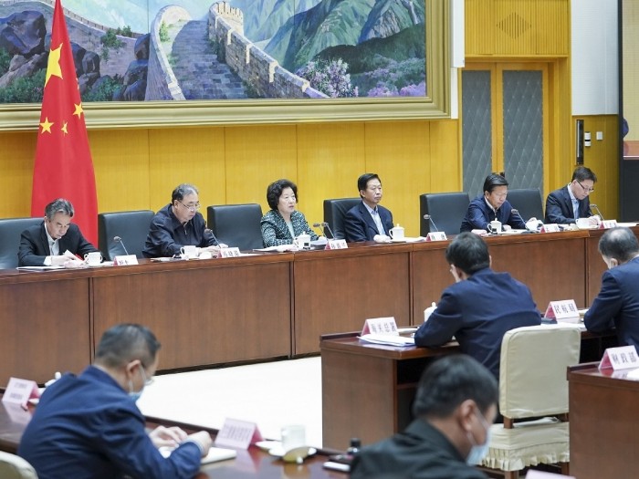 國務院聯防聯控機制召開電視電話會議,孫春蘭在北京出席。(新華社).jpg 國務院聯防聯控機制召開電視電話會議,孫春蘭在北京出席。(新華社).jpg