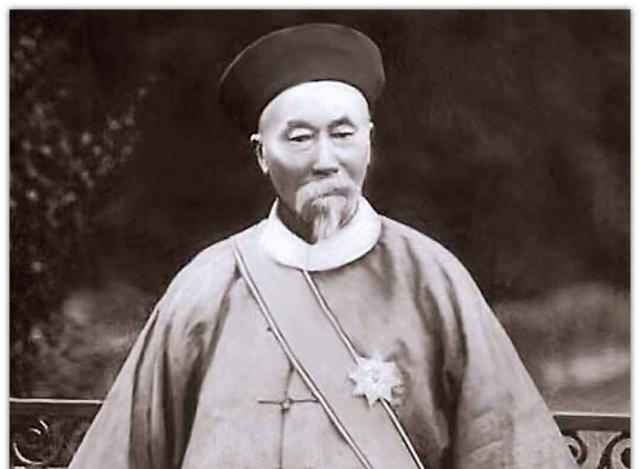 李鸿章.png 李鸿章.png