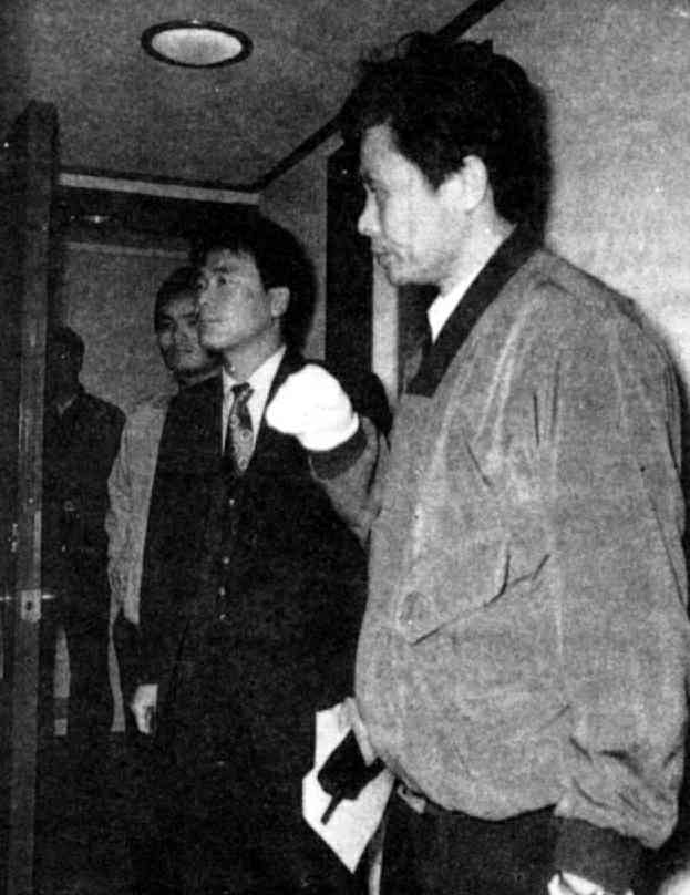 张声华(右).jpg 张声华(右).jpg