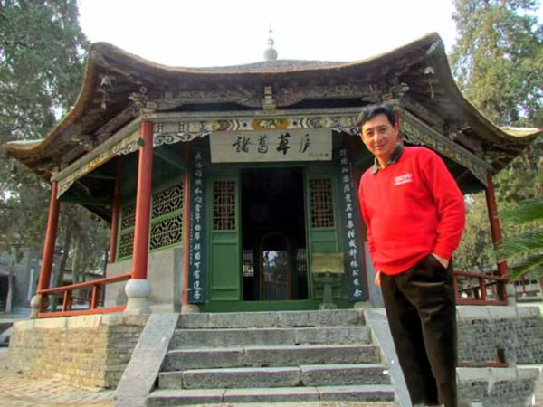 026河南南阳卧龙岗.jpg 026河南南阳卧龙岗.jpg