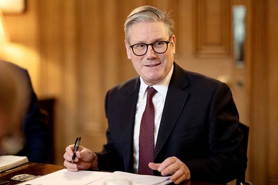 英相施凱爾:烏克蘭暫停選舉合理-一如英國二戰期間.jpg 英相施凱爾:烏克蘭暫停選舉合理-一如英國二戰期間.jpg