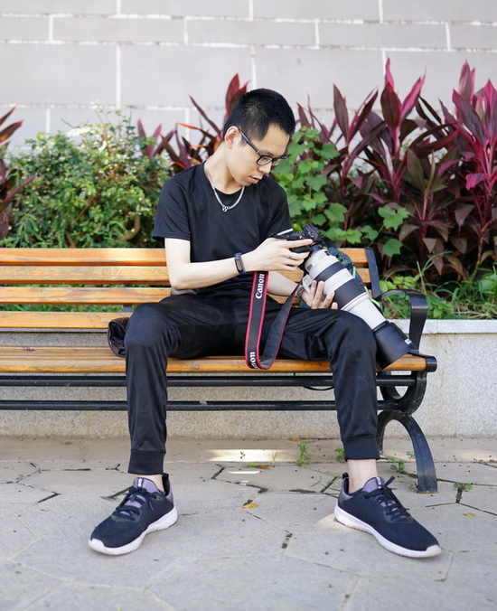 网络——容嘉鹏2.jpg 网络——容嘉鹏2.jpg