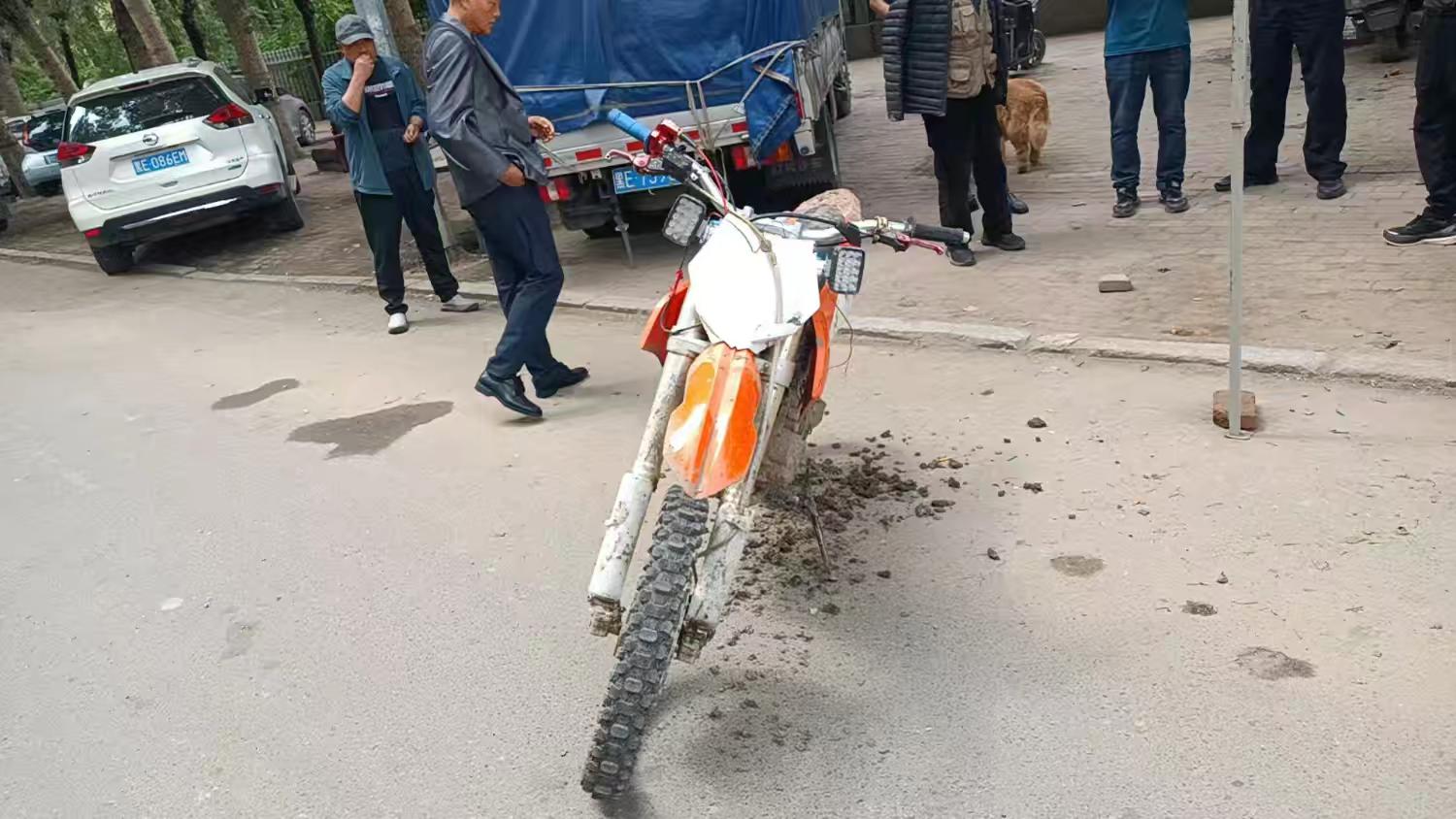 8b31ff6e765e4a8b96c295613bfb3e6eepand__jpg.heic~tplv-flrovnc8r8-s2-cC-q_0_0_0_0_q0.jpg