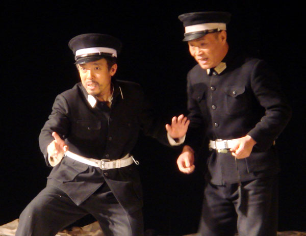 01剧中人我-仇晓光-饰、巡警-李士龙-饰.jpg 01剧中人我-仇晓光-饰、巡警-李士龙-饰.jpg