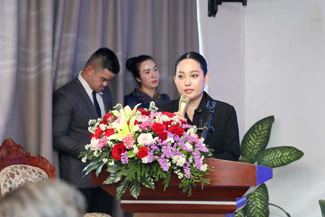 图片9.jpg 图片9.jpg
