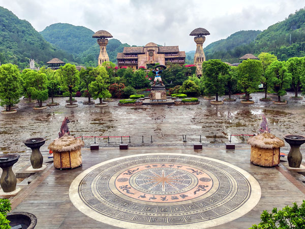 026俯瞰寨中广场.jpg 026俯瞰寨中广场.jpg