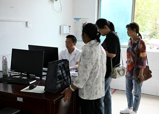 湖南隆回县：“两癌”免费筛查为农村妇女撑起健康“保护伞”