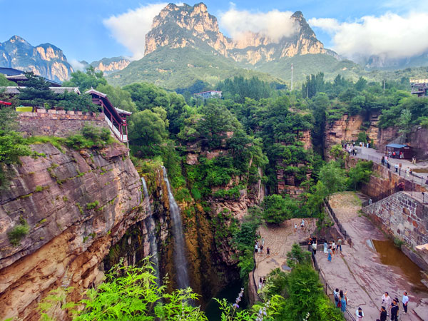 036俯瞰飞瀑景区.jpg 036俯瞰飞瀑景区.jpg